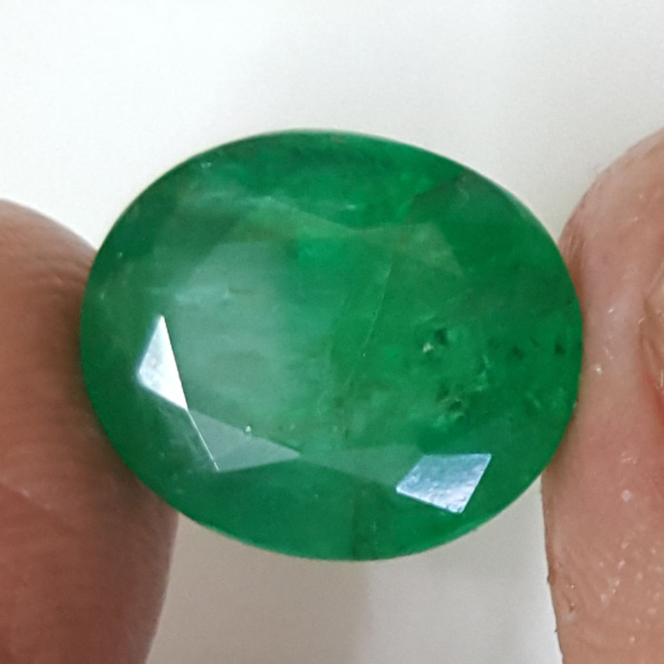 8.23 Ratti Natural Emerald Stone With Govt Lab Certificate -23310