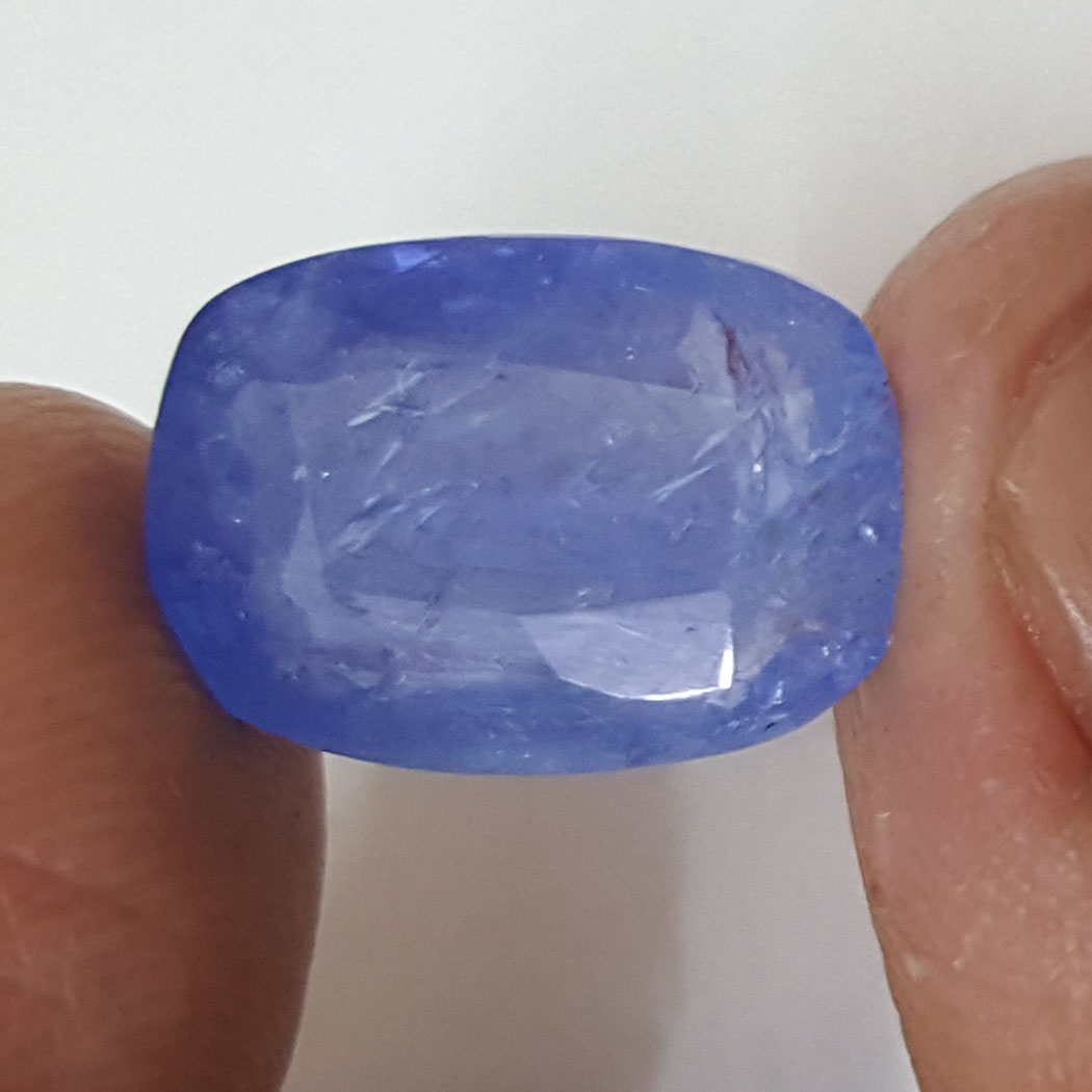 8.58 Ratti Natural Blue Sapphire With Govt.Lab certificate-(6771)