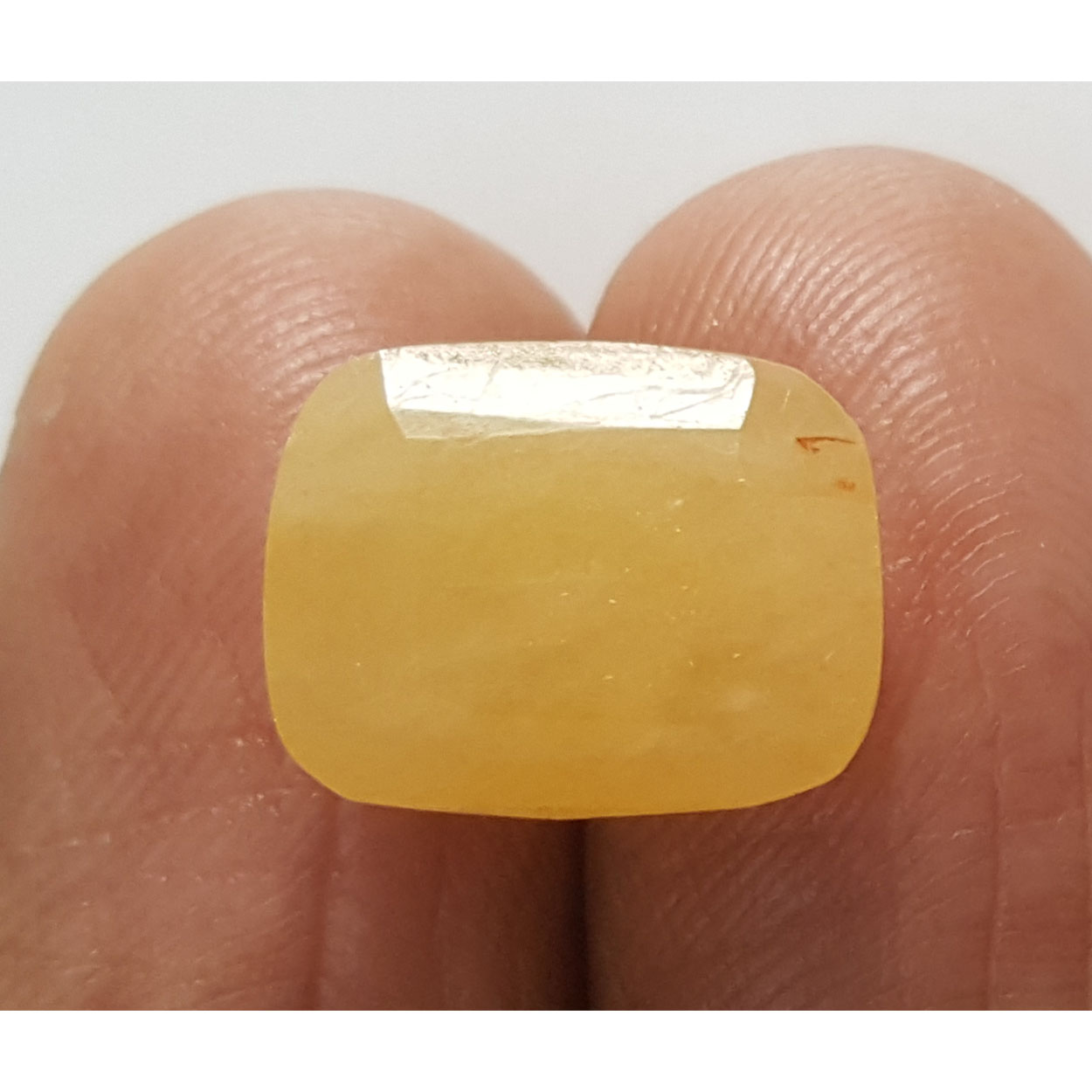 10.98 Ratti Natural Yellow sapphire With govt.lab certificate (1221)