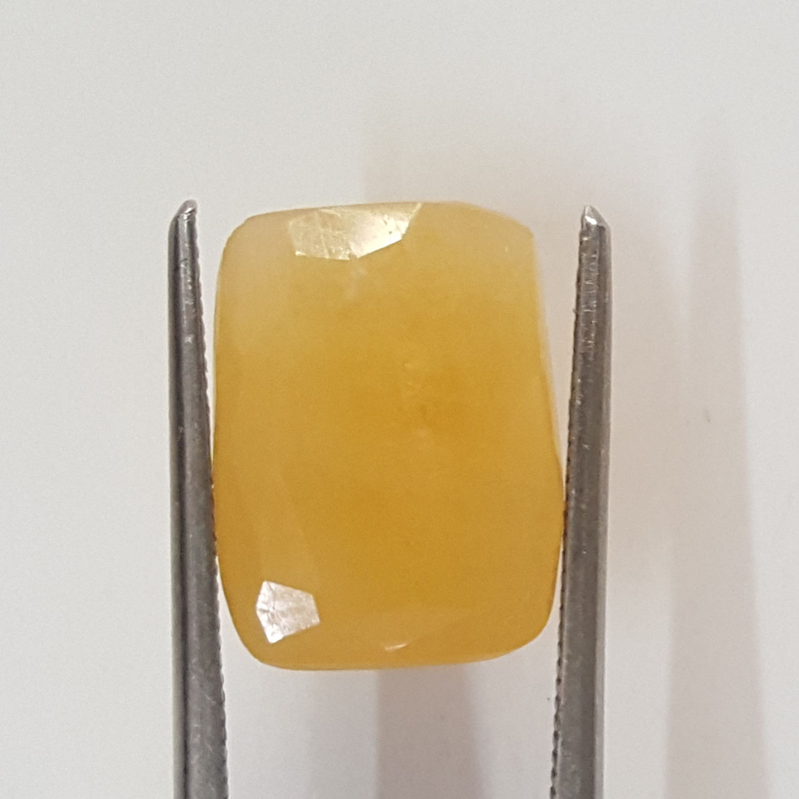 11.24 Ratti Natural Yellow Sapphire With Govt Lab Certificate-(1221)