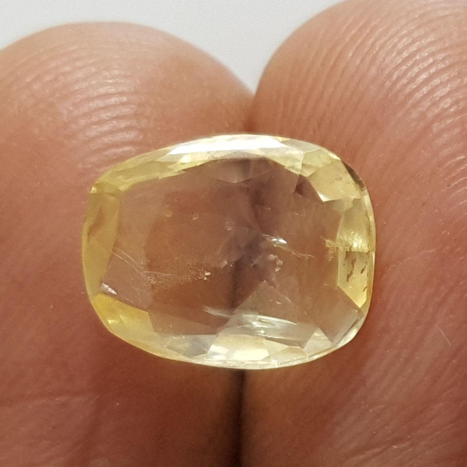 3.44 Ratti Natural Yellow Sapphire With Govt Lab Certificate-(23310)