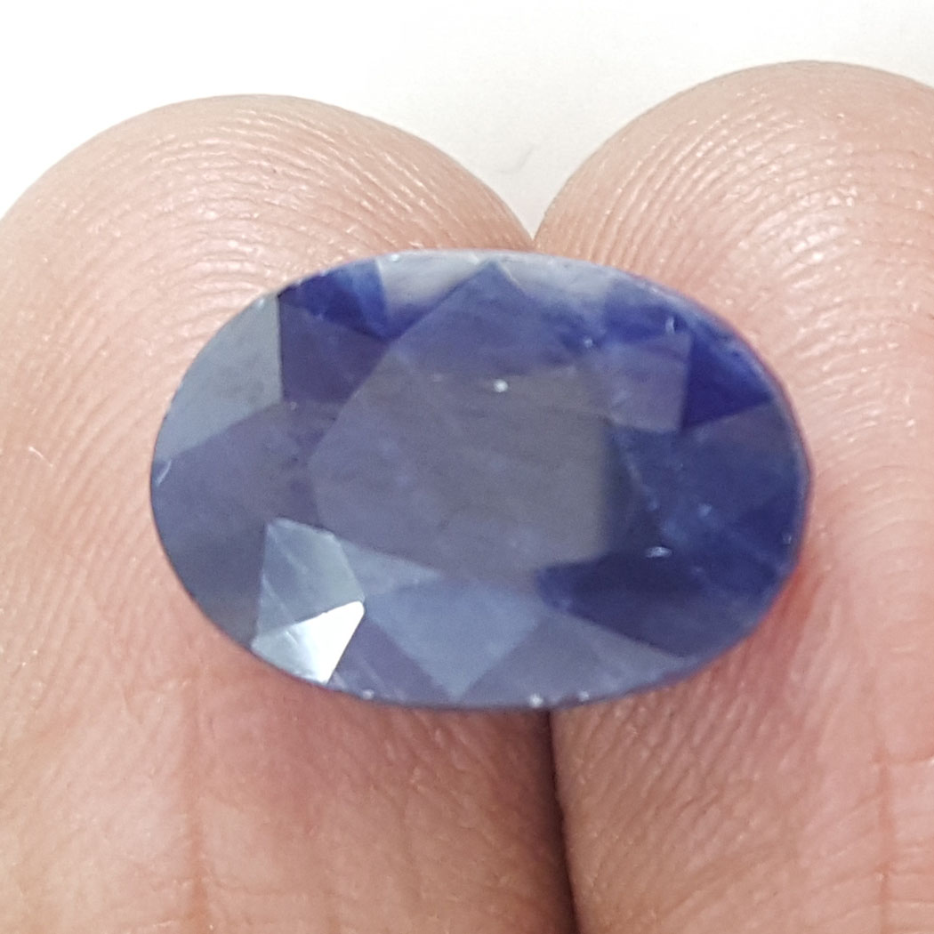 8.67 Ratti Natural Iolite With Govt. Lab Certificate-(2331)