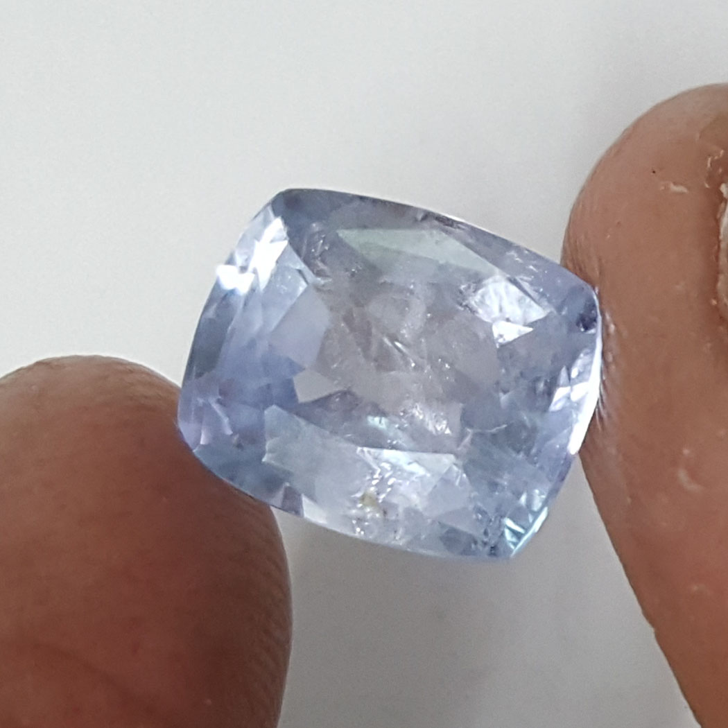 5.41 Ratti Natural Blue Sapphire with Govt Lab Certificate-(23310)