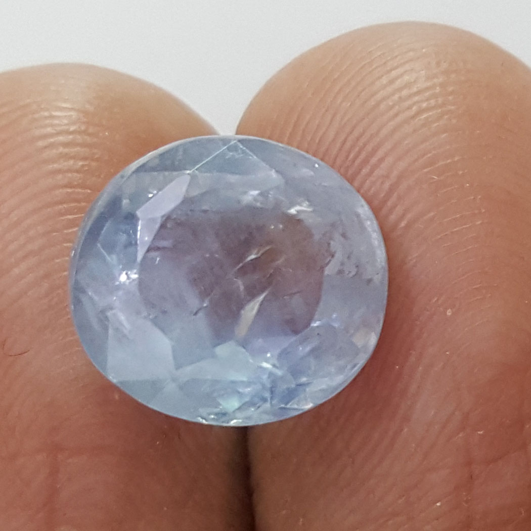 7.63 Ratti Natural Blue Sapphire with Govt Lab Certificate-(12210)