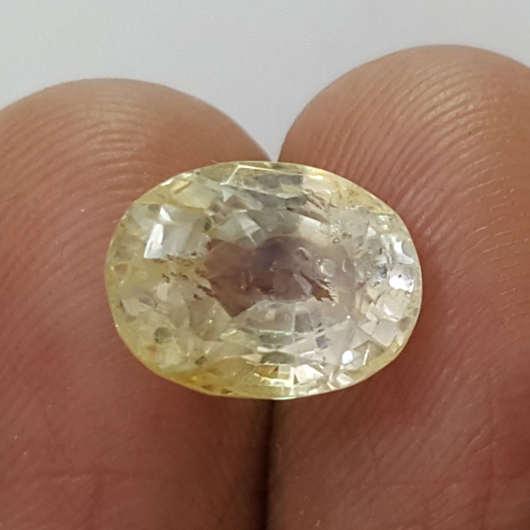 5.57 Ratti Natural Yellow Sapphire With Govt Lab Certificate-(23310)
