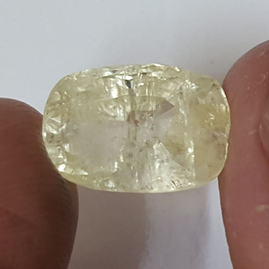 9.91 Ratti Natural Yellow Sapphire with Govt Lab Certificate-(12210)