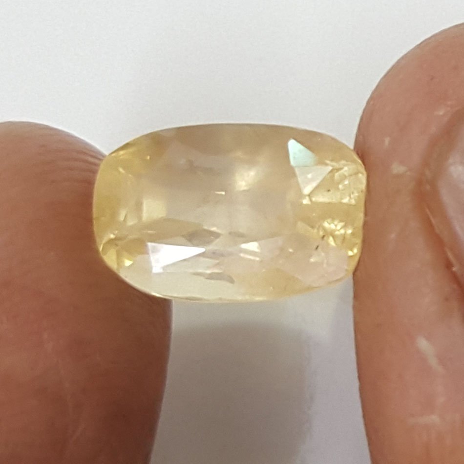 5.91 Ratti Natural Yellow Sapphire with Govt Lab Certificate-(8991)
