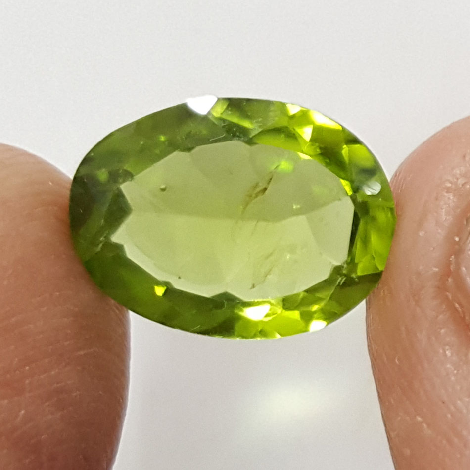 4.92 Ratti Natural Peridot With Govt.Lab Certificate-(4551)