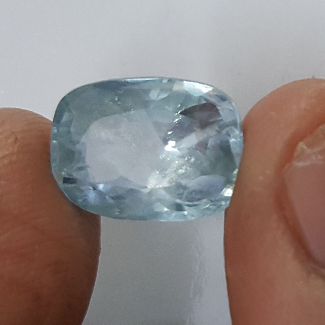 8.63 Ratti Natural Blue Sapphire with Govt Lab Certificate-(45510)
