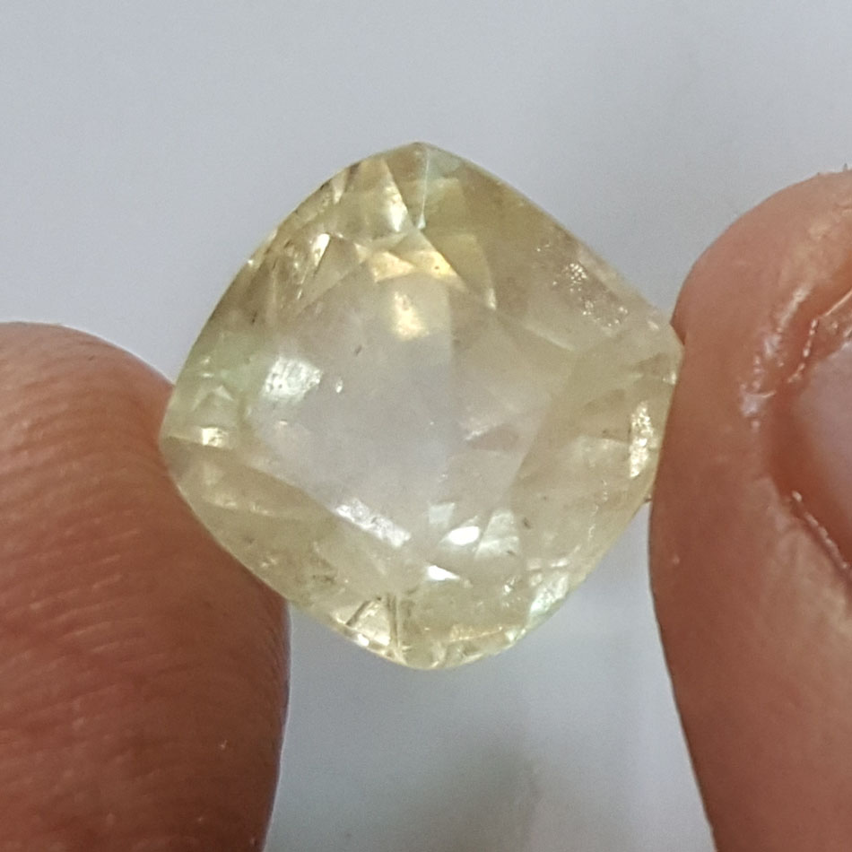 8.39 Ratti Natural Yellow Sapphire with Govt Lab Certificate-(16650)