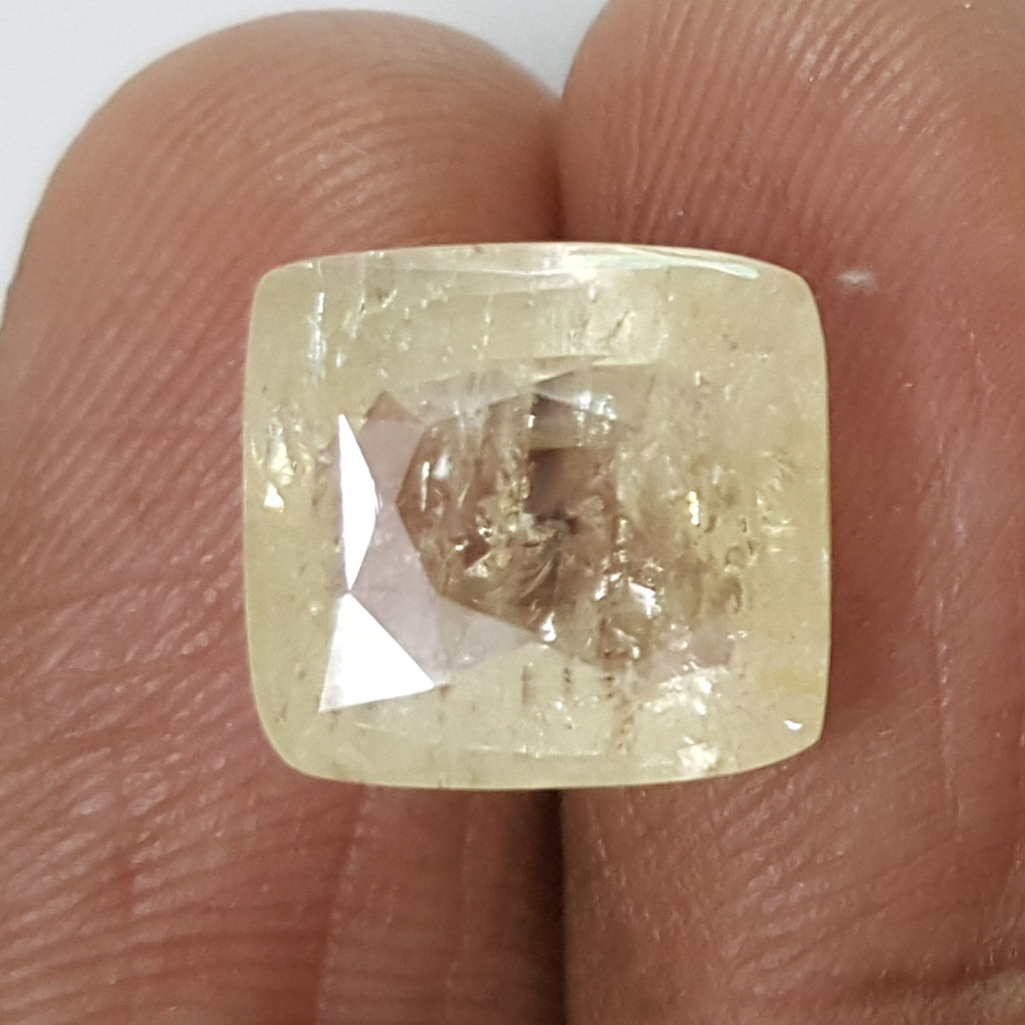 9.56 Ratti Natural Yellow Sapphire with Govt Lab Certificate-(8991)