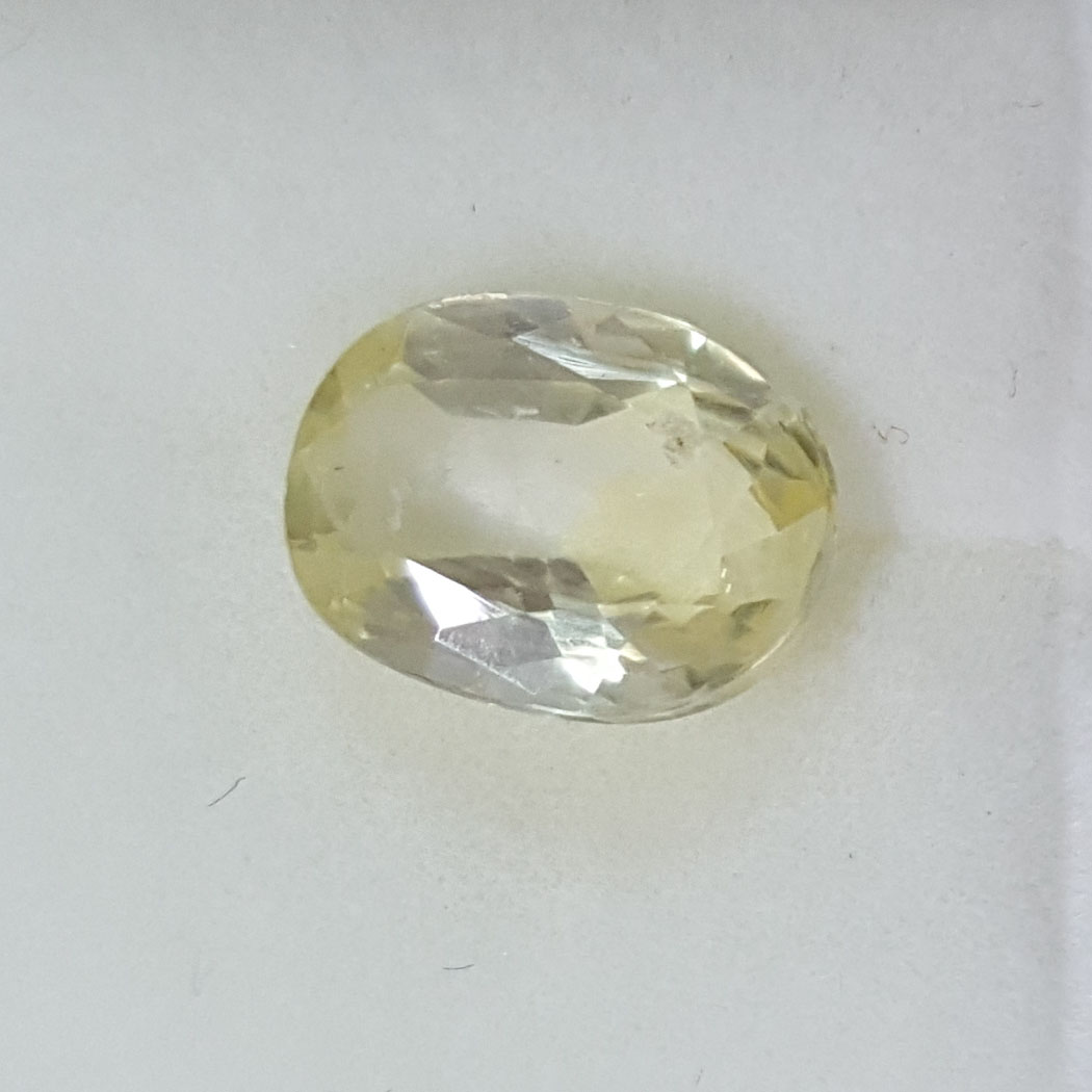3.31 Ratti Natural Yellow Sapphire with Govt Lab Certificate-(34410)