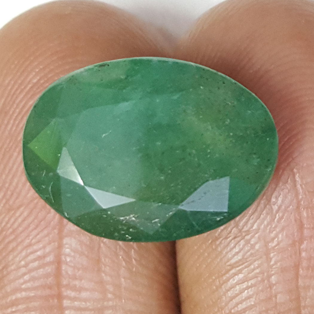 9.97 Ratti Natural Emerald Stone With Govt. Lab Certified (3441)
