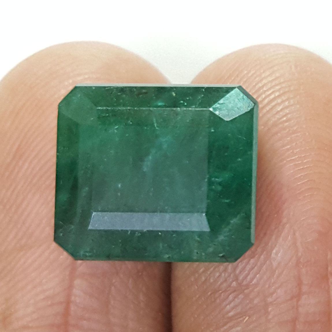 8.69 Ratti Natural Emerald Stone With Govt. Lab Certified (4551)