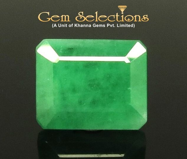 9.08 Ratti Natural Emerald Stone With Govt. Lab Certified (1221)