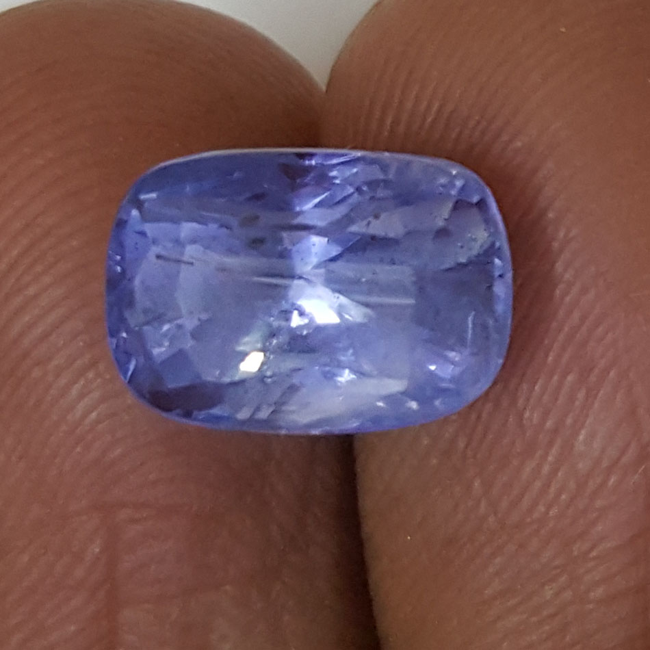 5.34 Ratti Natural Blue Sapphire with Govt Lab Certificate-(56610)
