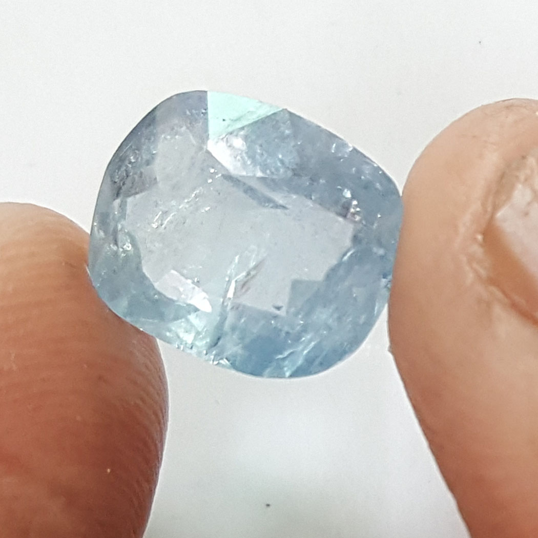 5.00 Ratti Natural Blue Sapphire With Govt Lab Certified-(8991)