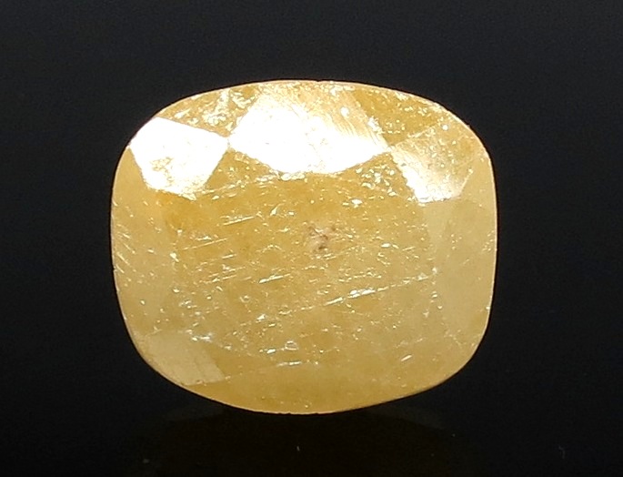 9.49 Ratti Natural Yellow Sapphire with Govt Lab Certificate-(1221)
