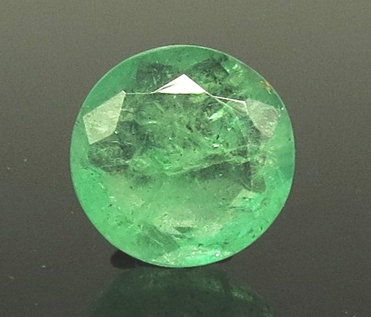 4.35 Ratti Natural Emerald Stone With Govt. Lab Certified (8991)