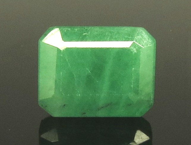 6.18 Ratti Natural Emerald Stone With Govt. Lab Certified (2331)