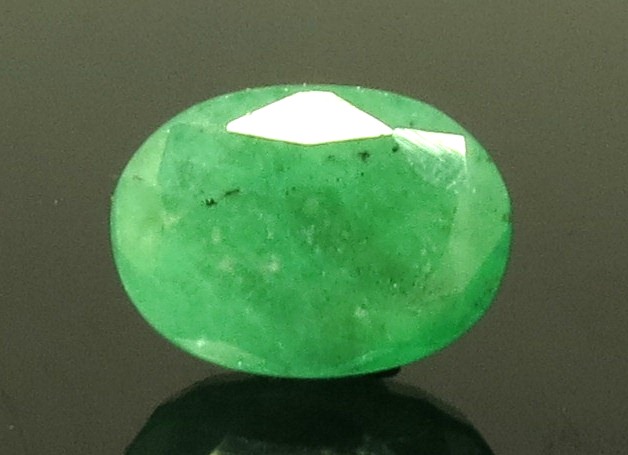 5.22 Ratti Natural Emerald Stone With Govt. Lab Certified (3441)