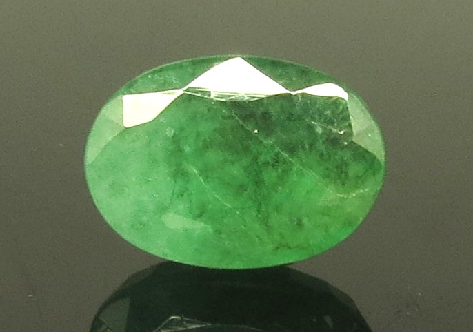 6.99 Ratti Natural Emerald Stone With Govt. Lab Certified (3441)