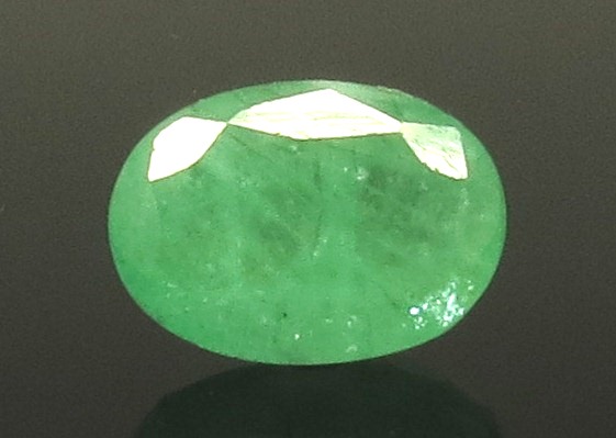 4.50 Ratti Natural Emerald Stone With Govt. Lab Certified (3441)