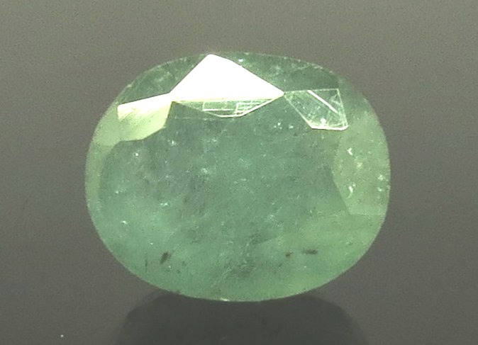 6.28 Ratti Natural emerald with Govt Lab Certificate-(2331)
