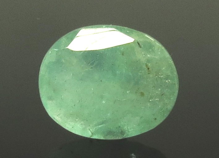 5.33 Ratti Natural emerald with Govt Lab Certificate-(2331)