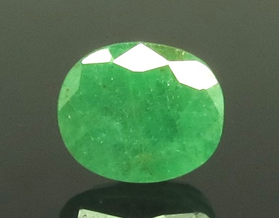 6.04 Ratti Natural emerald with Govt Lab Certificate-(3441)