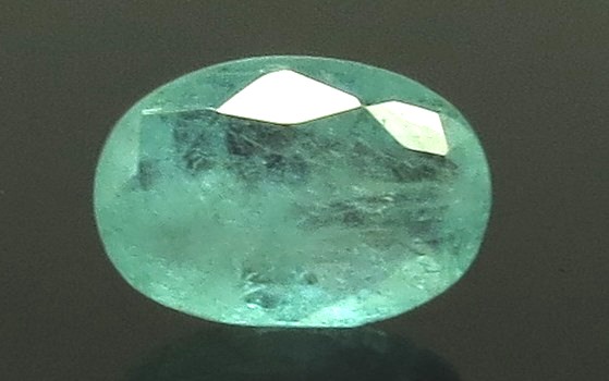 4.53 Ratti Natural Emerald Stone With Govt. Lab Certified (8991)