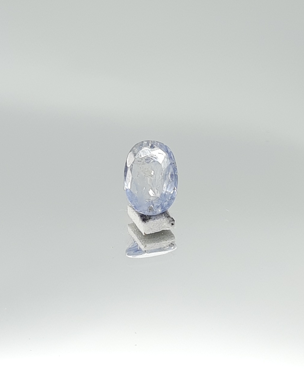 3.21 Ratti Natural Blue sapphire with Govt.Lab Certificate-(23310)