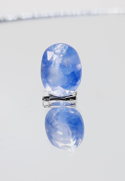 7.30 Ratti Natural Blue Sapphire with Govt Lab Certificate-(16650)