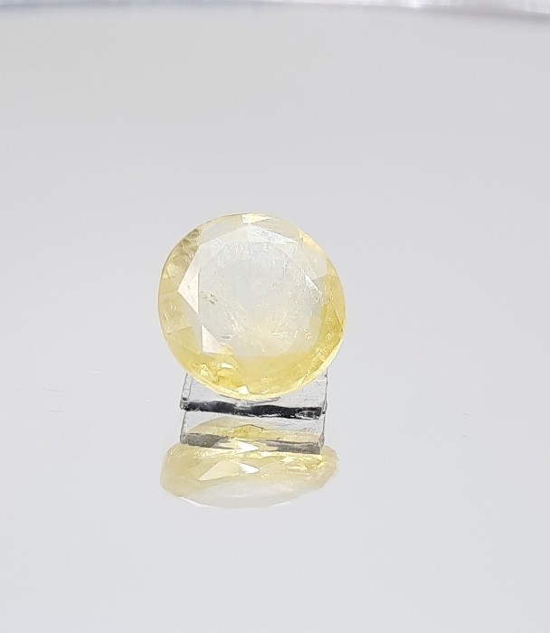 5.55 Ratti Natural Yellow Sapphire With Govt Lab Certificate-(16650)