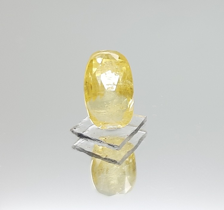 4.44 Ratti Natural yellow sapphire with Govt Lab Certificate-(23310)