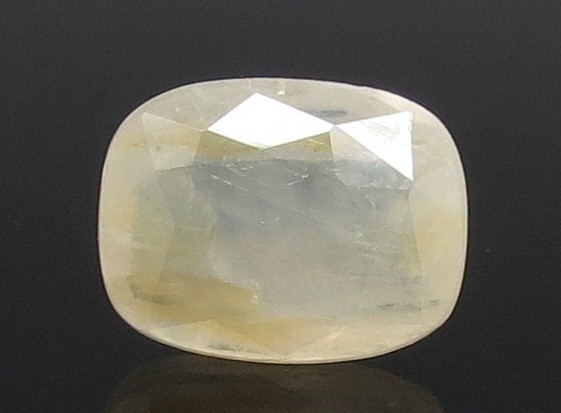 4.76 Ratti Natural Ceylonese Yellow Sapphire with Govt Lab Certificate-(4551)
