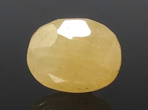 7.49 Ratti Natural Yellow Sapphire with Govt Lab Certificate-(1221)