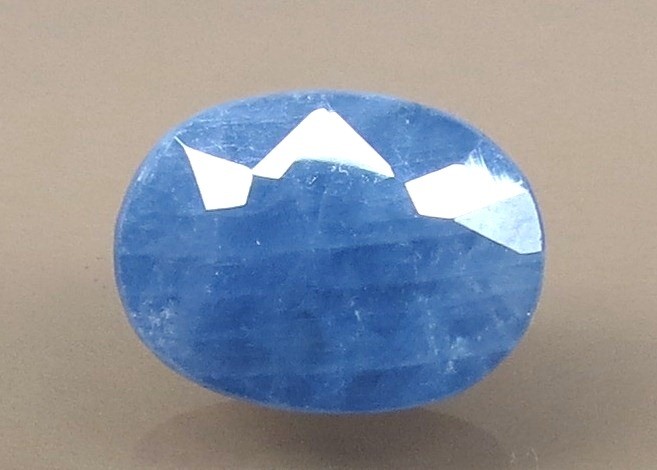 7.11 Ratti Natural Blue Sapphire with Govt Lab Certificate-(1221 )