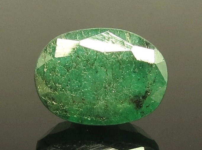 5.59 Ratti Natural emerald with Govt Lab Certificate-(2331)
