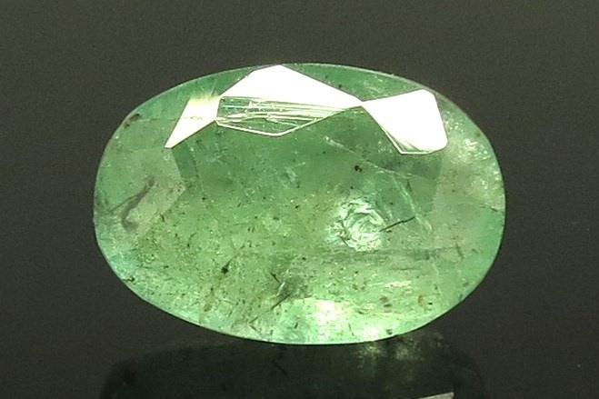 7.44 Ratti Natural Emerald Stone With Govt. Lab Certified (8991)
