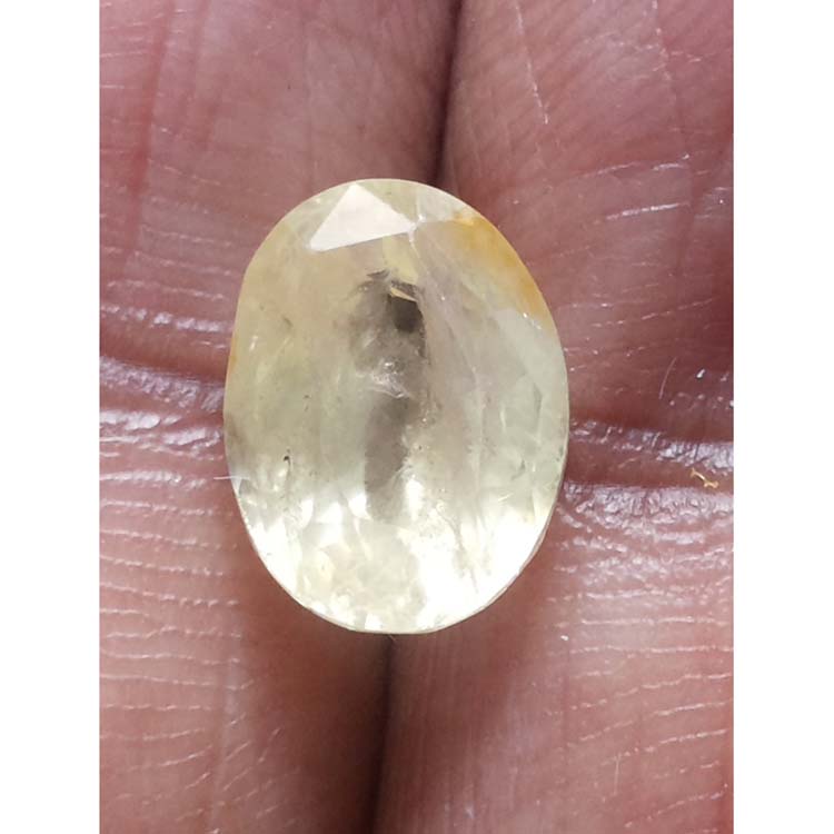 4.63 Ratti Natural yellow sapphire with Govt Lab Certificate-(8100)