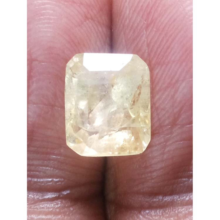3.19 Ratti Natural yellow sapphire with Govt Lab Certificate-(12210)