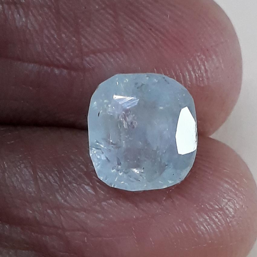 4.80 Ratti Natural Blue Sapphire with Govt Lab Certified-(6100)