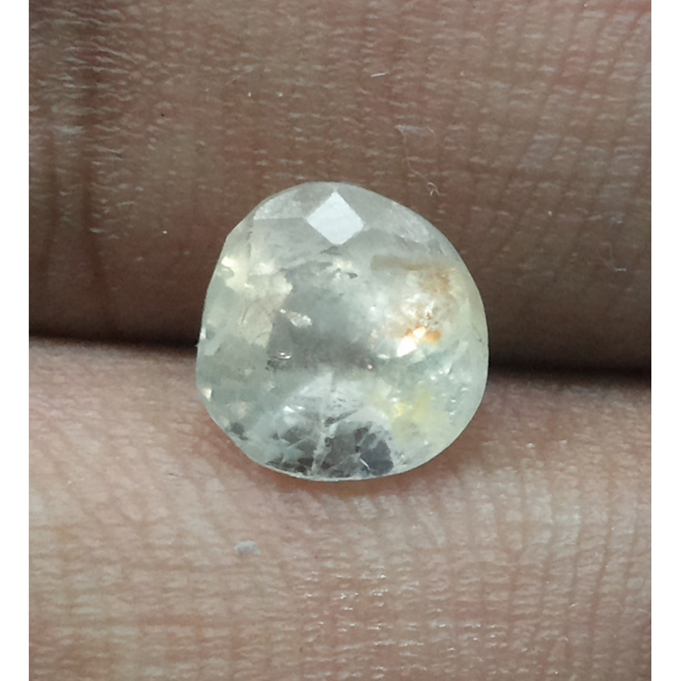 3.01 Ratti Natural yellow sapphire with Govt Lab Certificate-(6100)