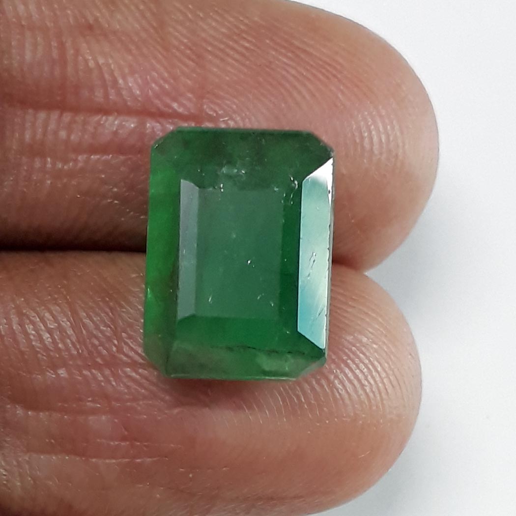 क्या हीरा और पन्ना एक साथ पहन सकते है, Effect of wearing diamond and emerald  together, heera panna - YouTube