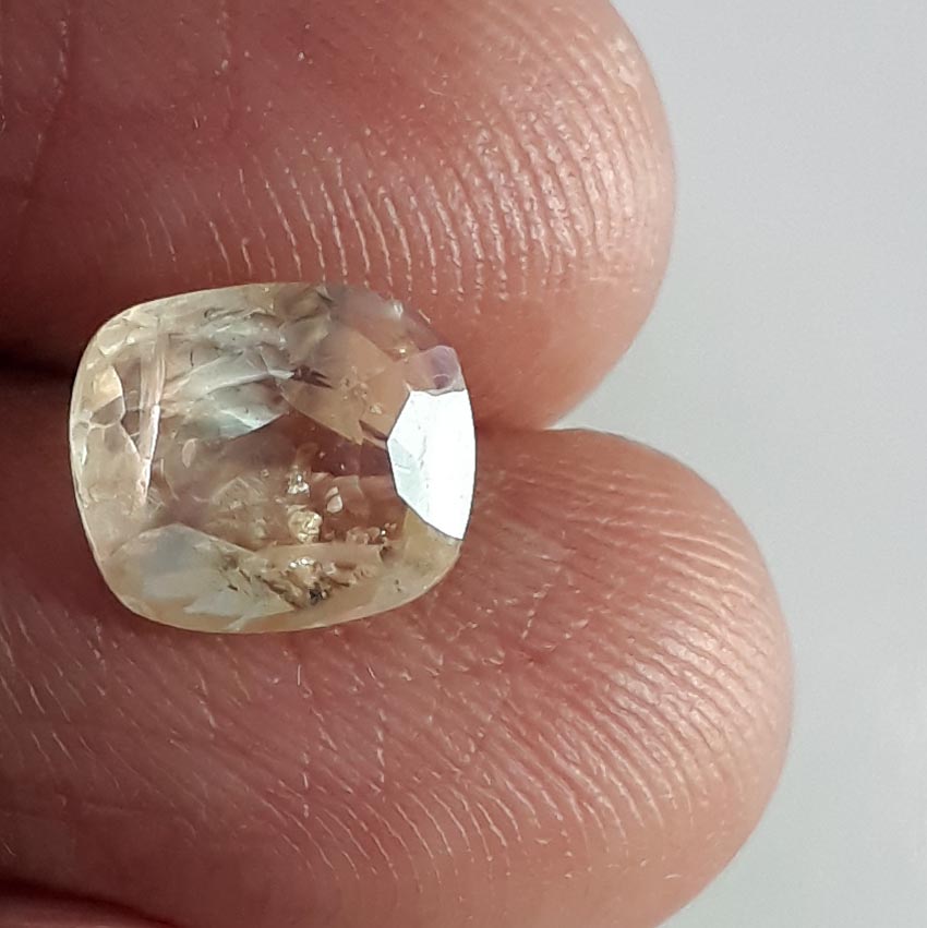 3.32 Ratti  yellow sapphire with Govt Lab Certificate-12210