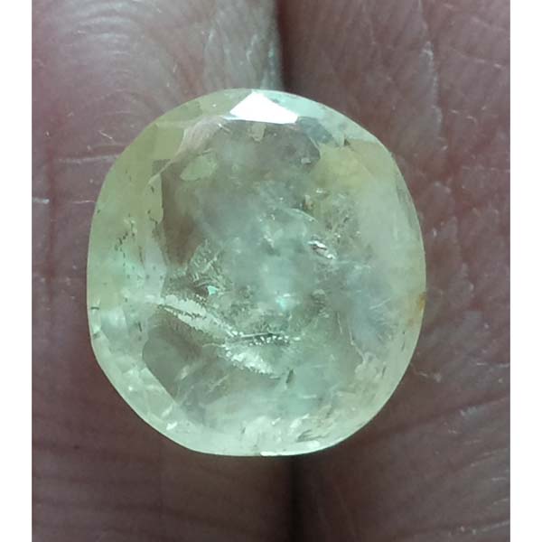 3.99 NATURAL yellow sapphire with Govt Lab Certified-(4100)