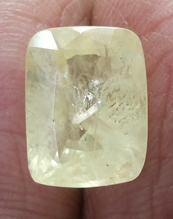 7.21 Ratti yellow sapphire with Govt Lab Certified-(6100)