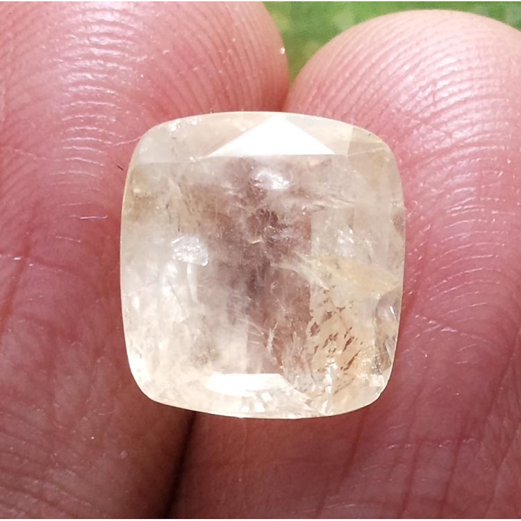 6.74 Ratti yellow sapphire with Govt Lab Certified-(8100)