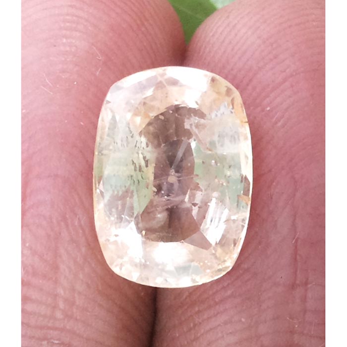 5.32 Ratti  yellow sapphire with Govt Lab Certificate-(34410)